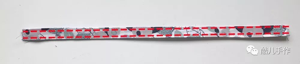 布艺便携折叠收纳包随身怎么做,双拉链开口收纳包制作方法