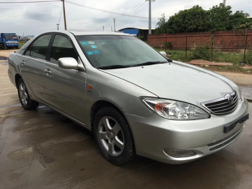 年轻人买现代还是卡罗拉,二手车卡罗拉哪个版本值得买