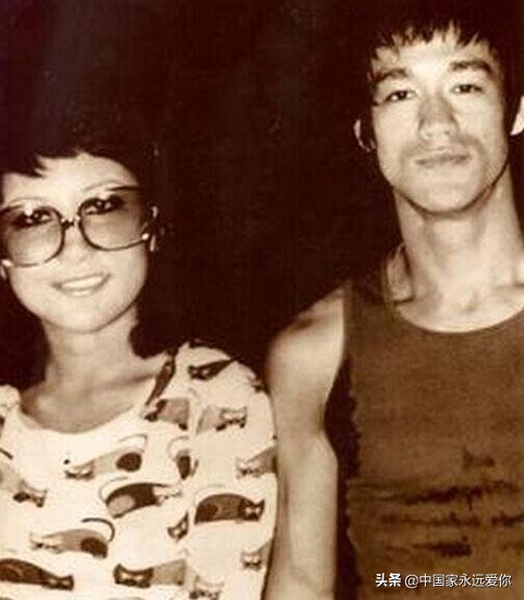 丁珮：你是要我流泪还是发脾气？