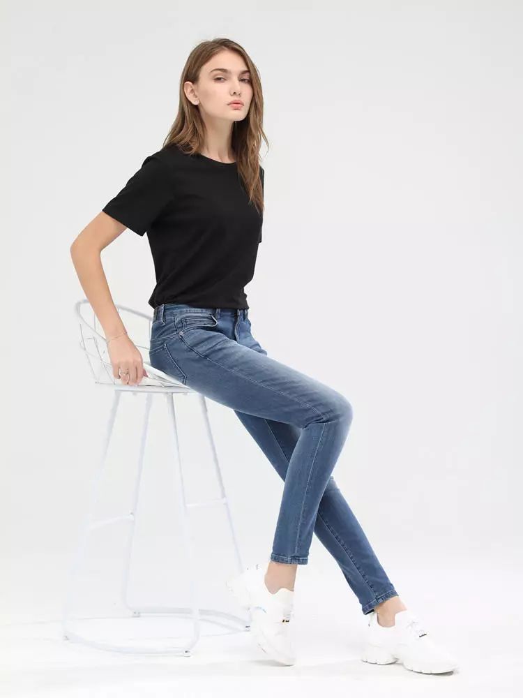 天天穿西服好吗,天天穿爱马仕