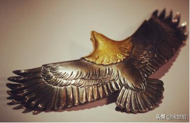 提升格调的日常配饰,小众配饰拯救沉闷穿搭