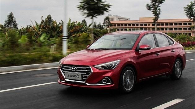 年轻小夫妻买什么车好,轩逸朗逸宝来哪个好适合家用