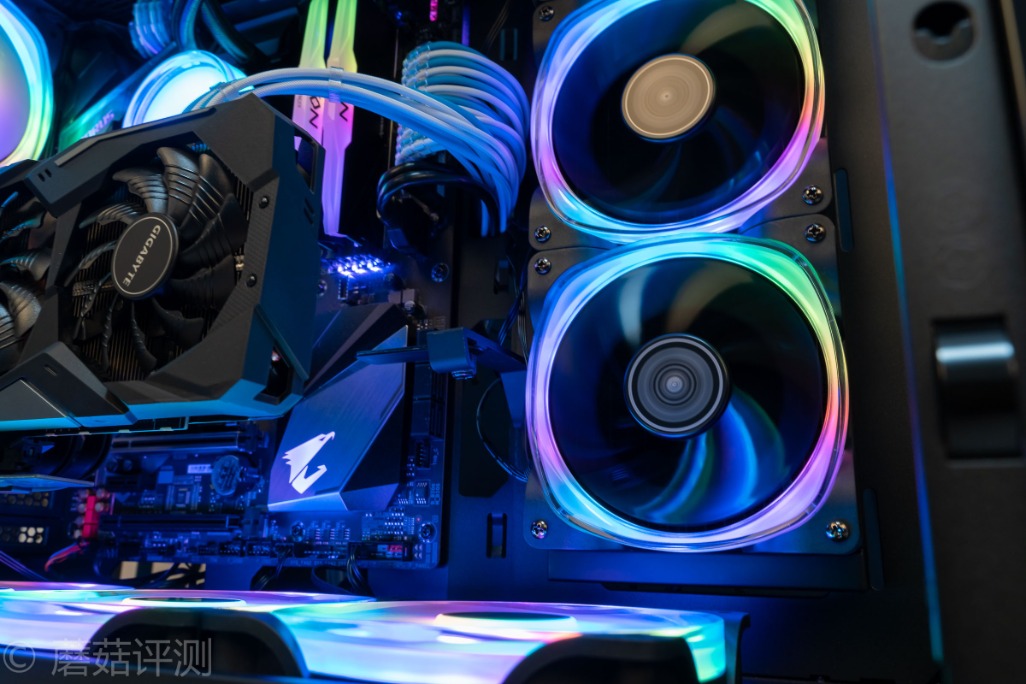 乔思伯tw2-360pro彩色版,酷冷至尊360水冷与乔思伯360水冷