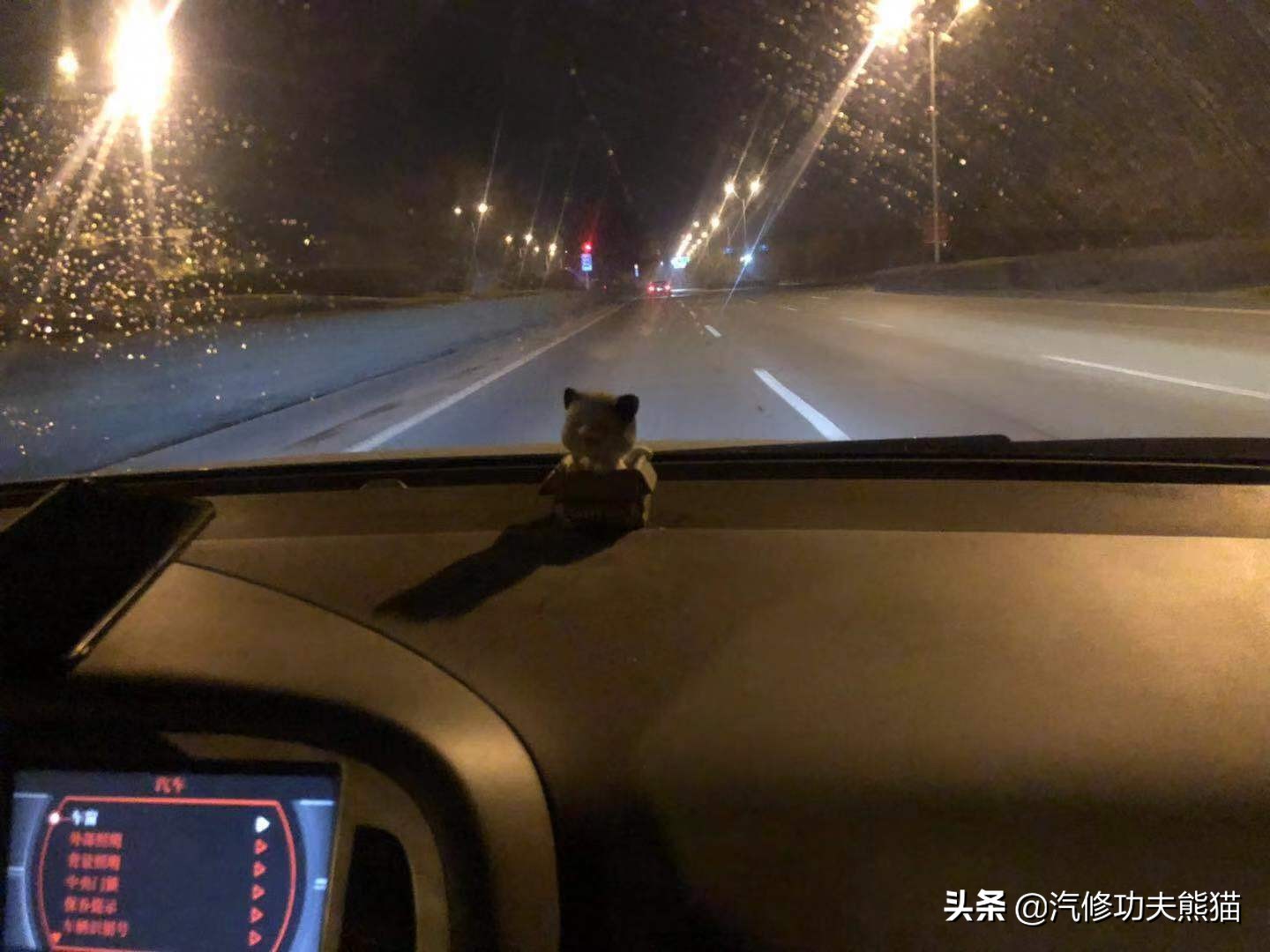 16款奥迪a6l2.5自吸发动机漏油,奥迪a6l2.4免拆烧机油处理靠谱吗