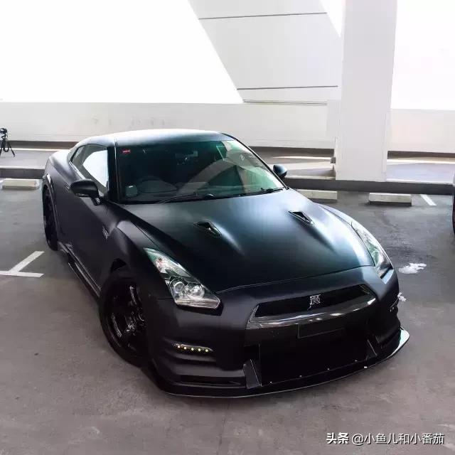 好看的日系超跑壁纸,黑绿跑车壁纸