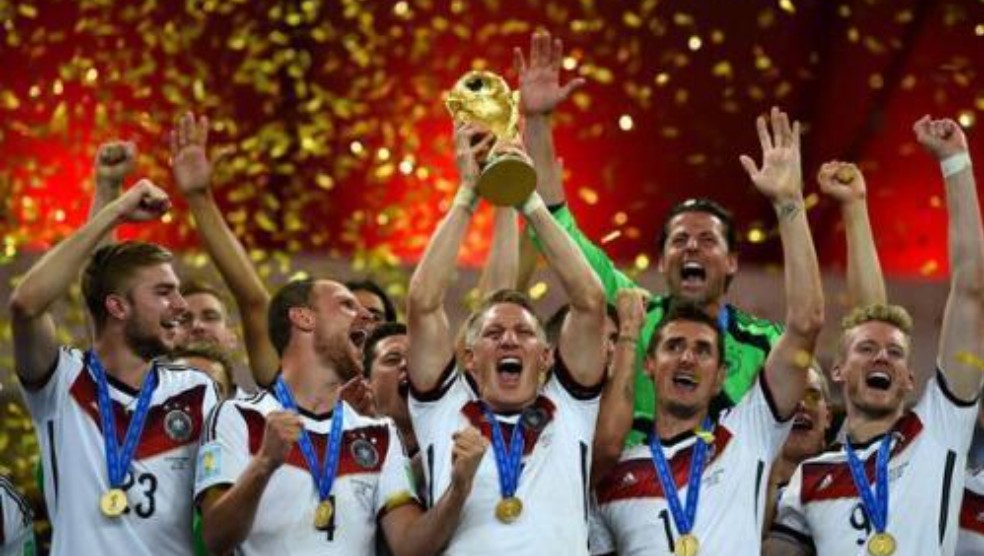 实况足球德布劳内精选德国,实况足球2022德国