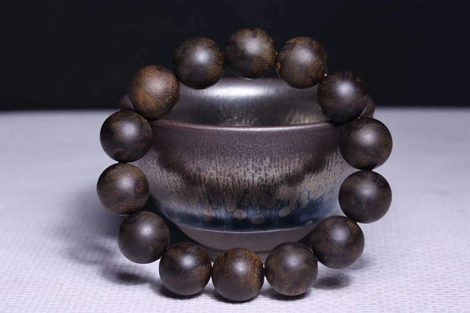 沉香与风水有什么关系和作用,沉香风水作用