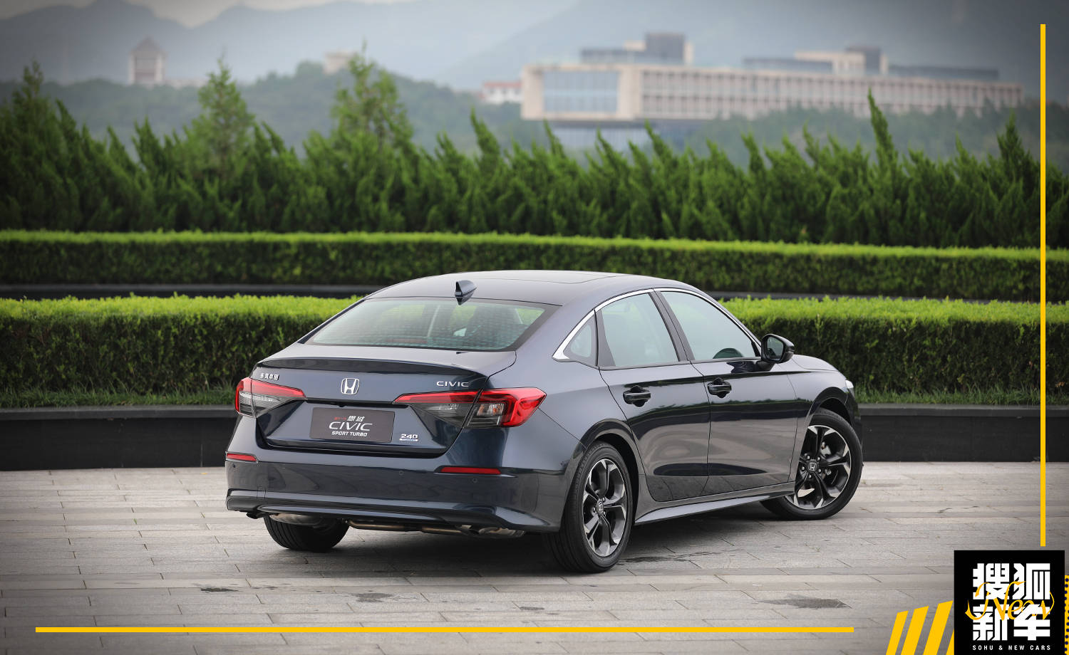 思域2022款240turbocvt燃擎版启动,本田思域新款的驾驶感