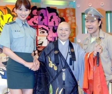 费玉清亲姐恒述法师,费玉清姐姐称将澄清欠债原因