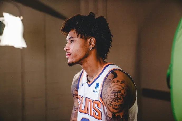 半月板撕裂年轻好得快吗,半月板撕裂能恢复巅峰吗