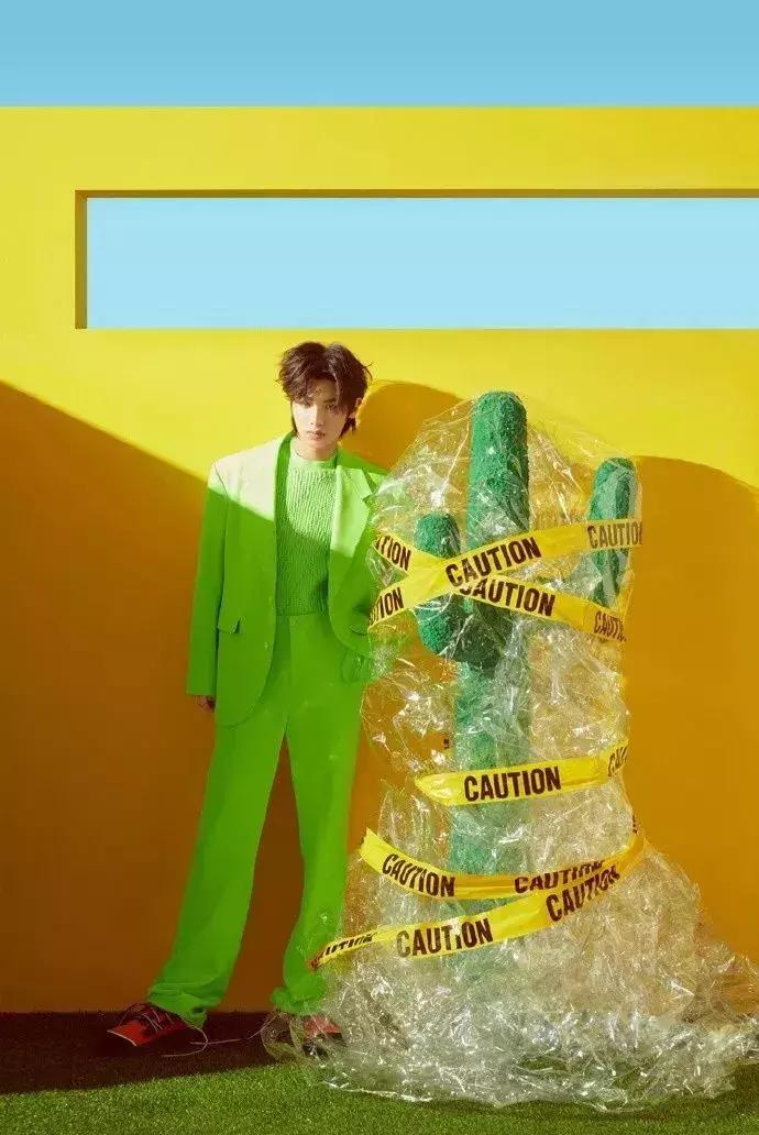 杨幂鹿晗陈伟霆陈立农“绿得发光”，谁才是真正的“人间荧光棒”？