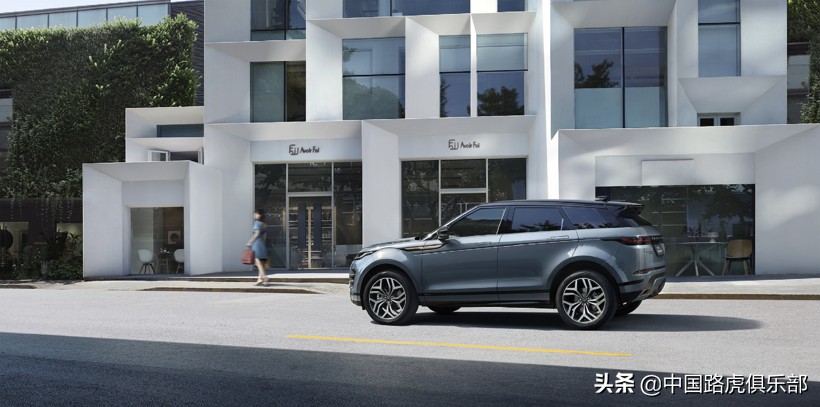 新一代路虎揽胜极光上市,新款路虎揽胜极光上市