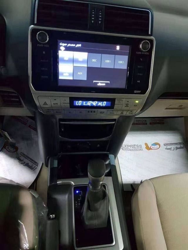 19款霸道2700跟丰田普拉多对比,20款丰田霸道2700