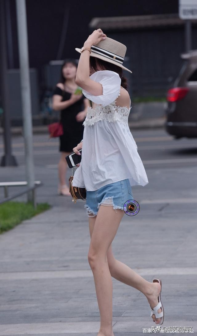 大腿裤怎样搭配时尚,休闲裤如何搭配出高级感女