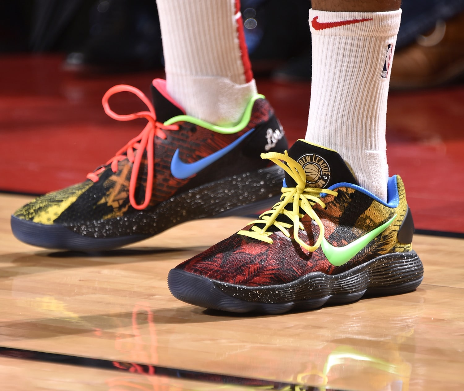 nba球员上脚便宜又好穿的实战球鞋,一周nba赛场8双定制球鞋合集