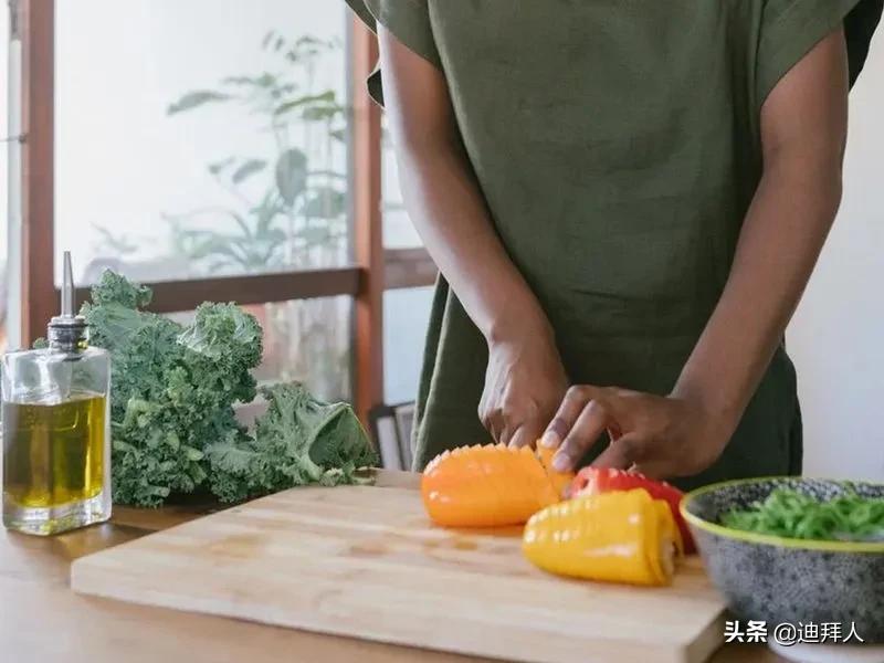 攒够多少钱才能生小孩,攒够多少钱可以考虑生孩子