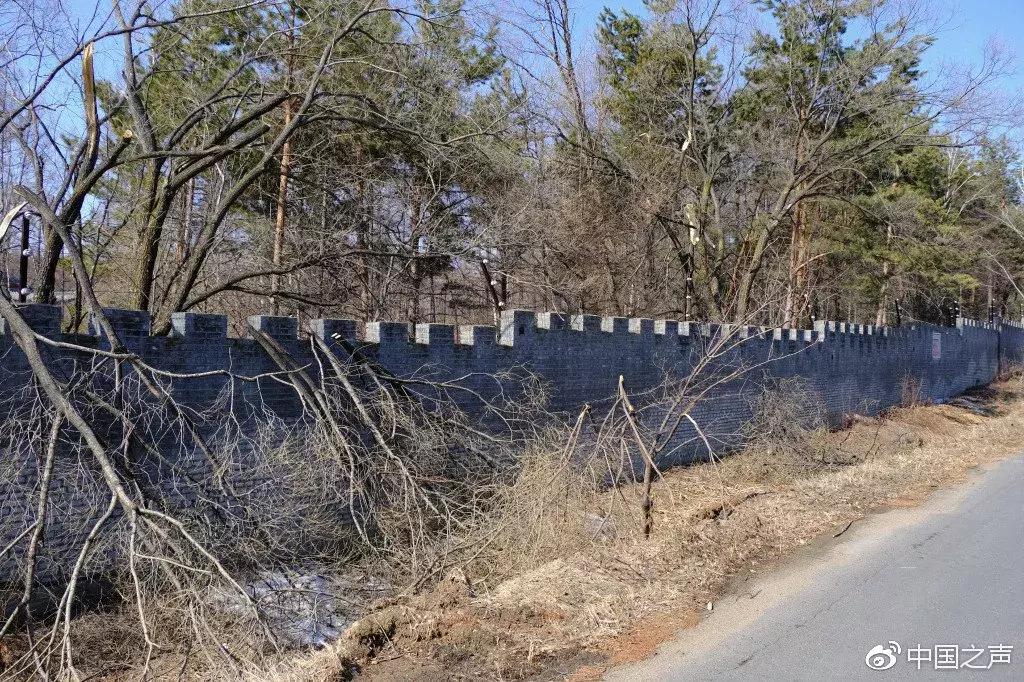 毁山毁林取土挖沙违法吗,毁林削山挖湖曹园