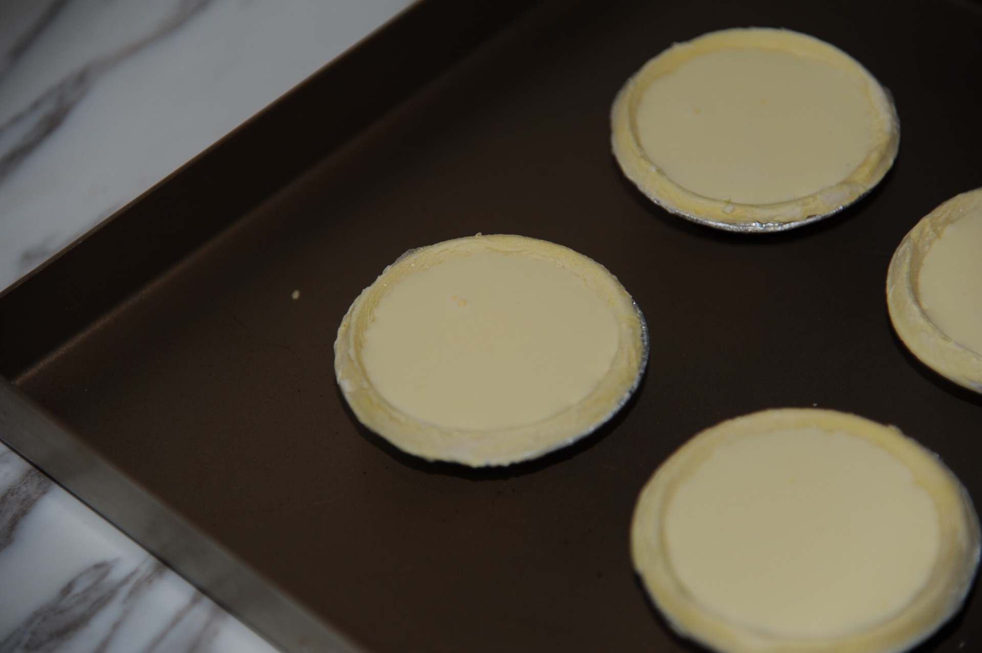 孩子爱吃蛋挞,自己在家也能做,经济实惠,比买的好吃