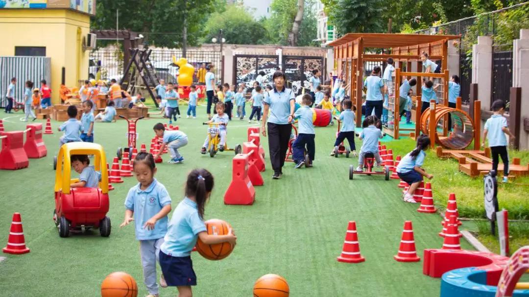 北京红黄蓝筑华年,北京红黄蓝筑华年幼儿园怎么样