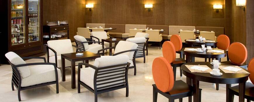 西班牙哪些地方适合旅游,西班牙最适合旅游的地方