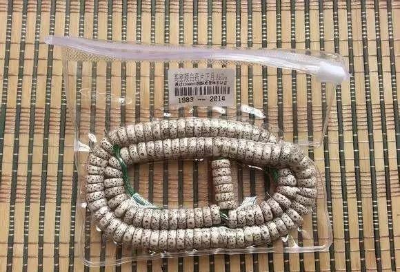 星月菩提真空包装里反油,星月菩提手串为什么要真空包装