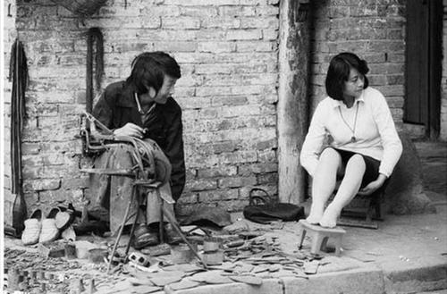 《玉秧》：女学生沦为“间谍”，背后是“权欲交换”下的扭曲人性