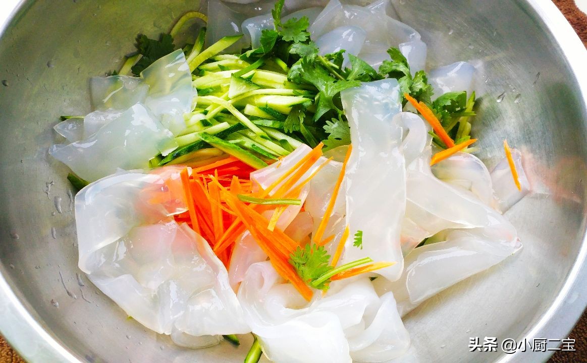 东北大拉皮凉拌做法减脂,东北大拉皮在家拌