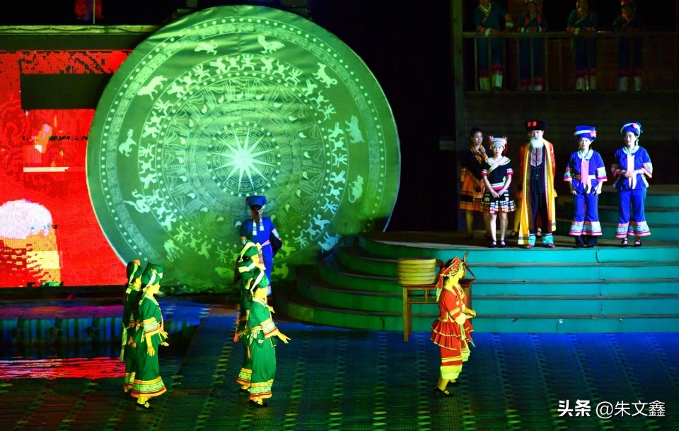 有一种生活叫长寿岛上梦巴马，来一场裸浴景中境如仙