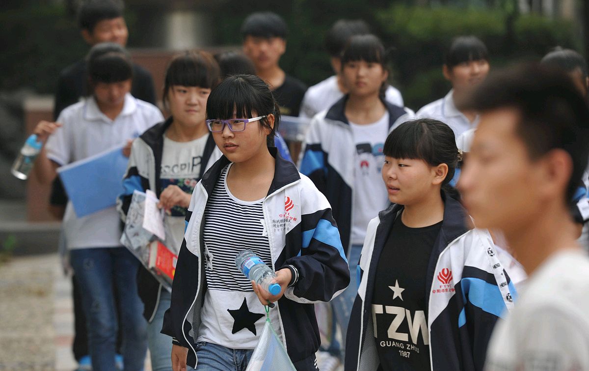 准备中考教孩子不要紧张的话语,中考时孩子紧张了影响多大