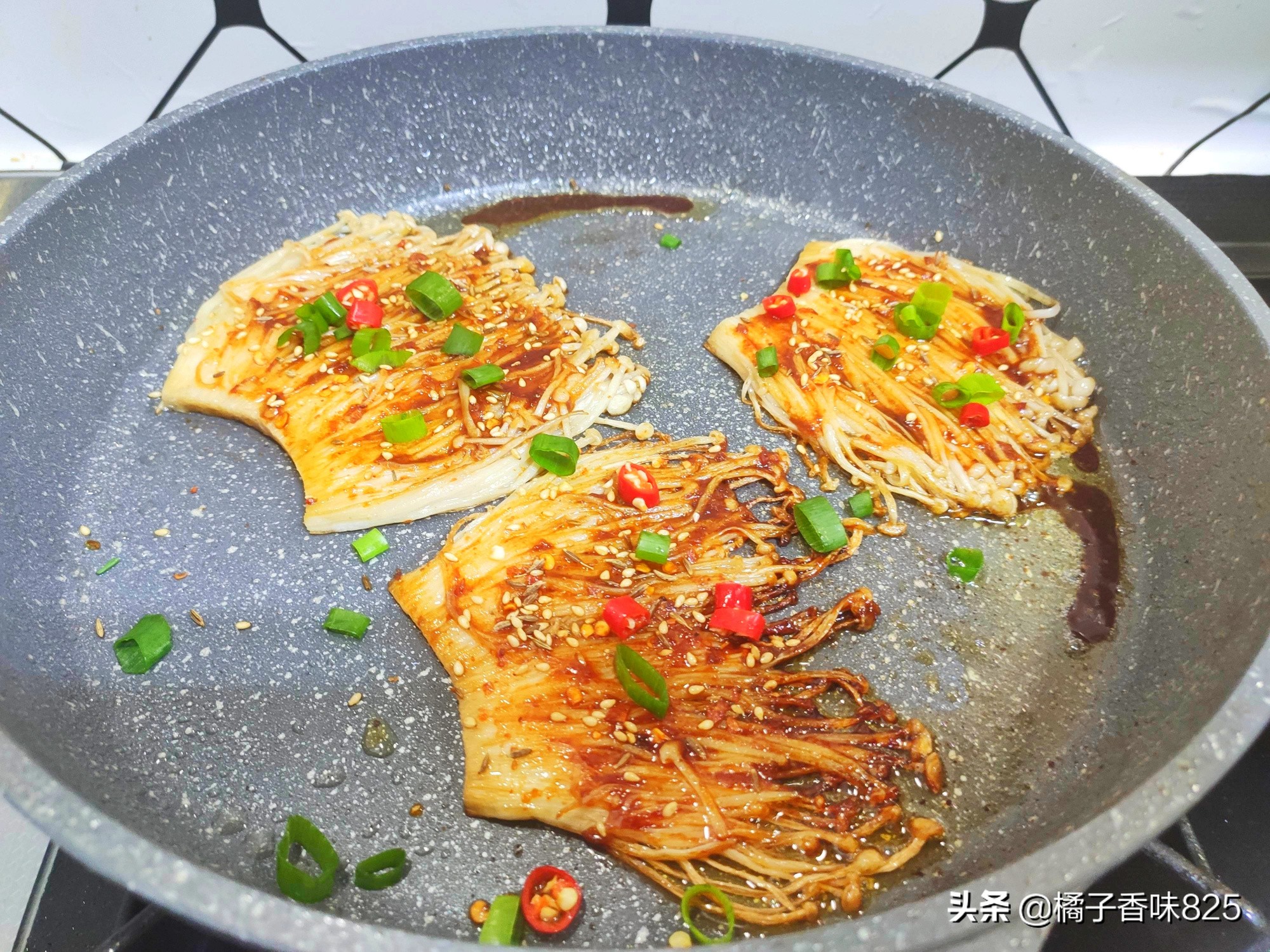 金针菇最好吃的做法少油,金针菇烧烤最好吃的做法