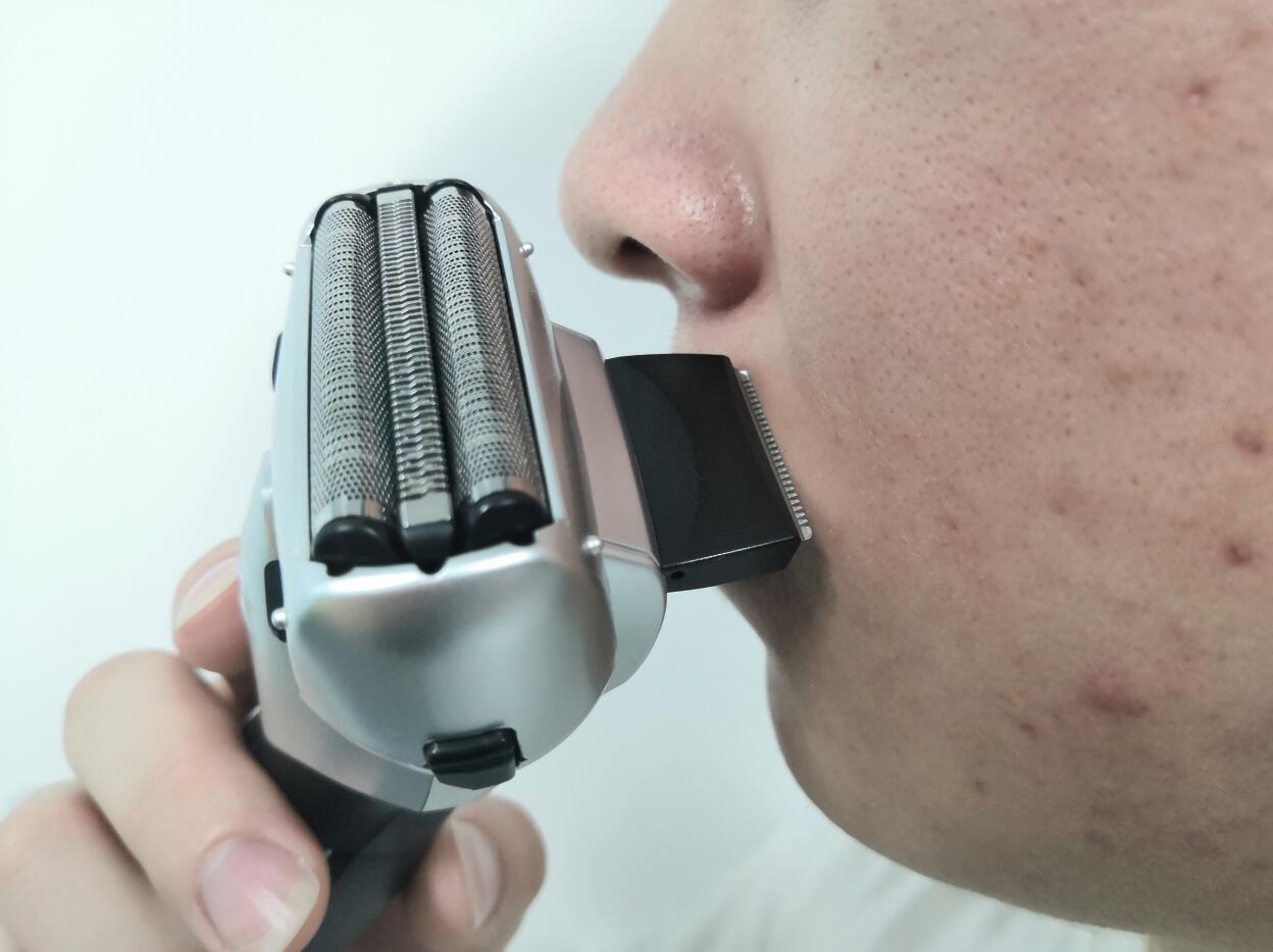 松下剃须刀测评大锤子,松下剃须刀评测