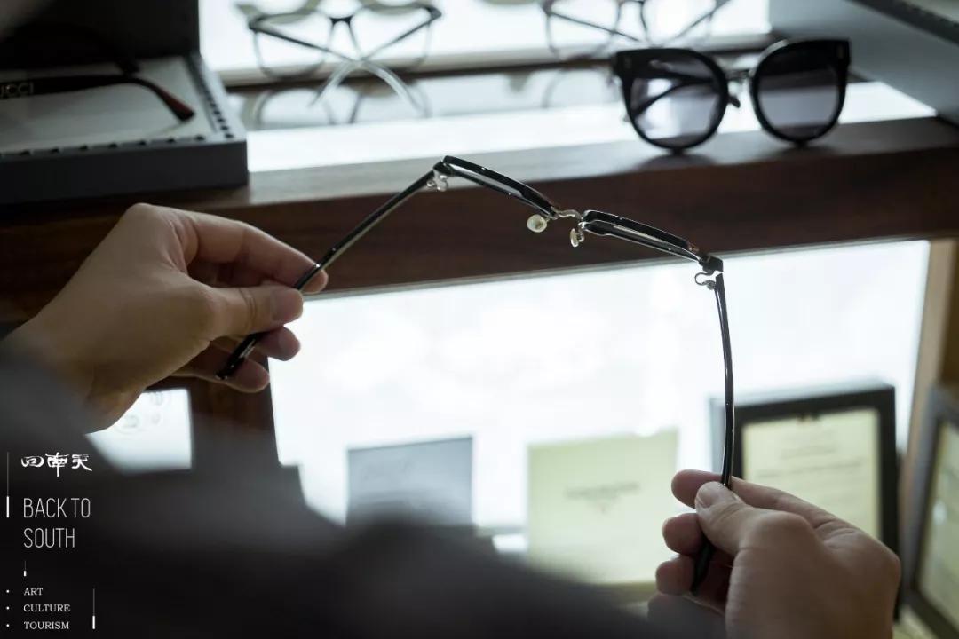 潮牌眼镜店推荐,比较潮的眼镜店