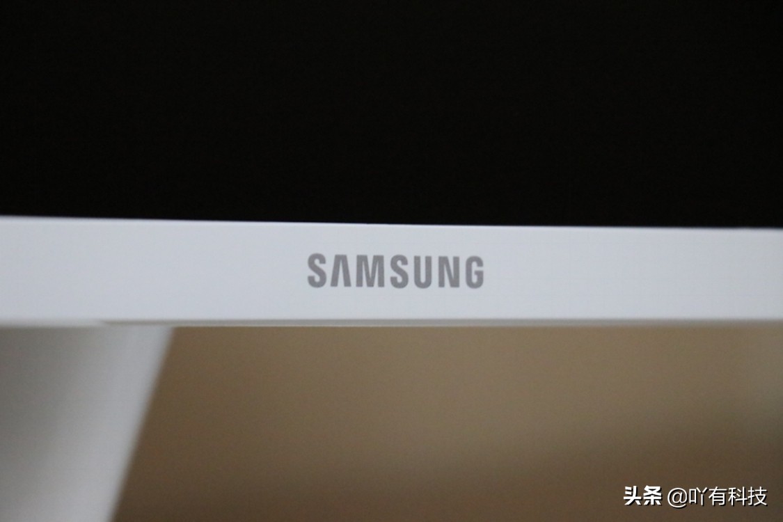 三星显示器带电视功能,三星显示器适合玩游戏么