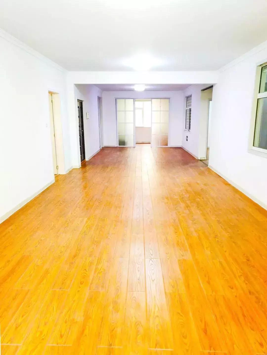 潍坊高新区楼市优势,潍坊高新区180平方房子8000多的