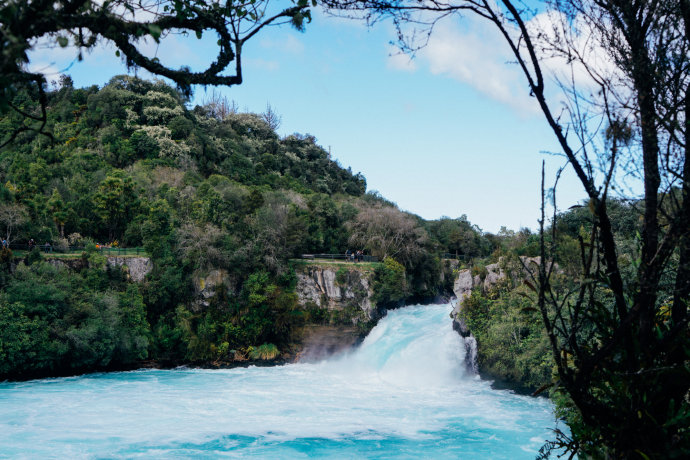 新西兰｜在首屈一指的滑雪胜地，与黑天鹅一起戏水