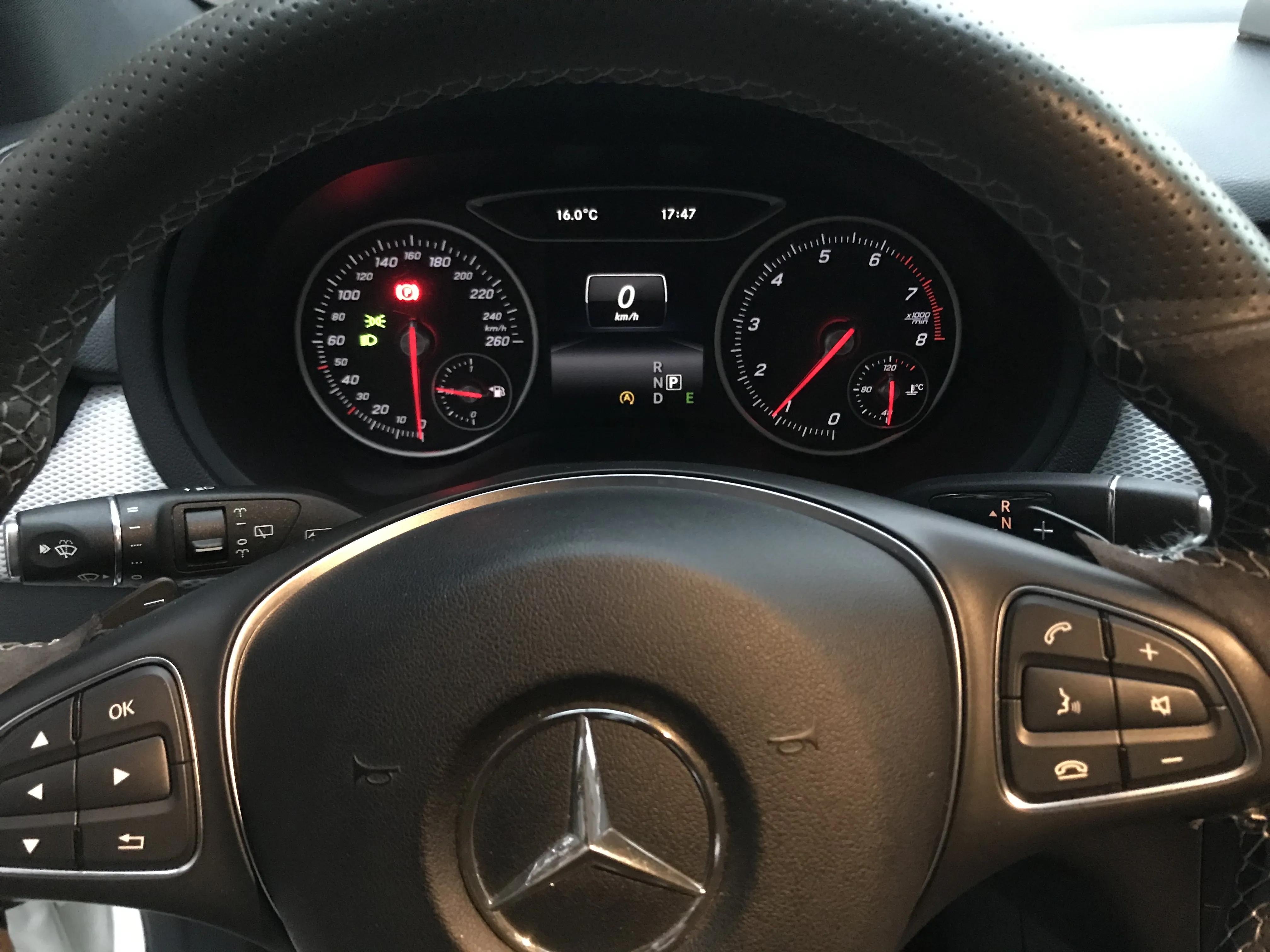 来自法国的小面包,来自烤箱的小面包