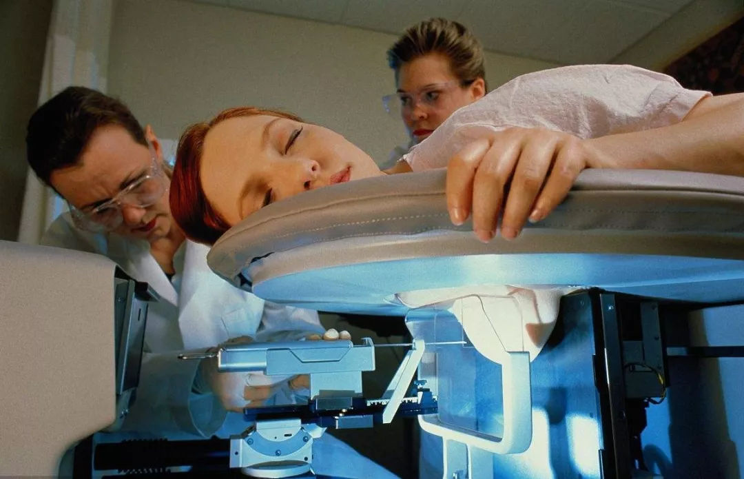 断奶后不排奶怎么办,断奶后不排残奶会有什么后果