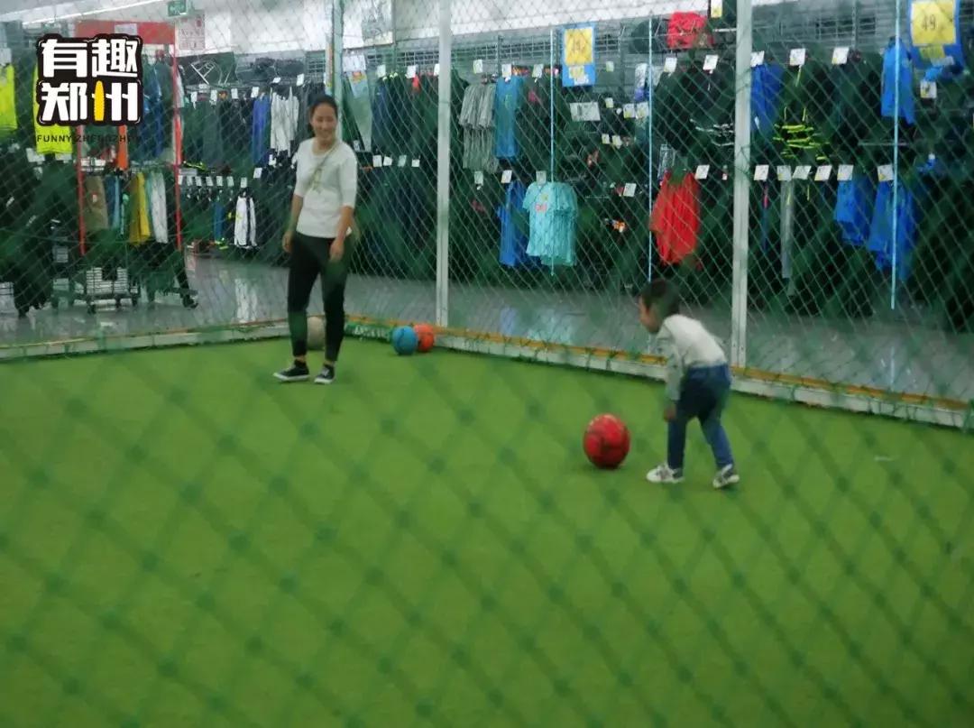 AJ*党**、椰子*党**除外！郑州实用主义者如何购物？迪卡侬了解一下