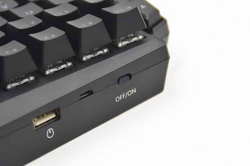 鐩栦笘灏忛浮鎺屾満鐜╁湴骞崇嚎,灏忛浮鏈烘閿洏璇勬祴