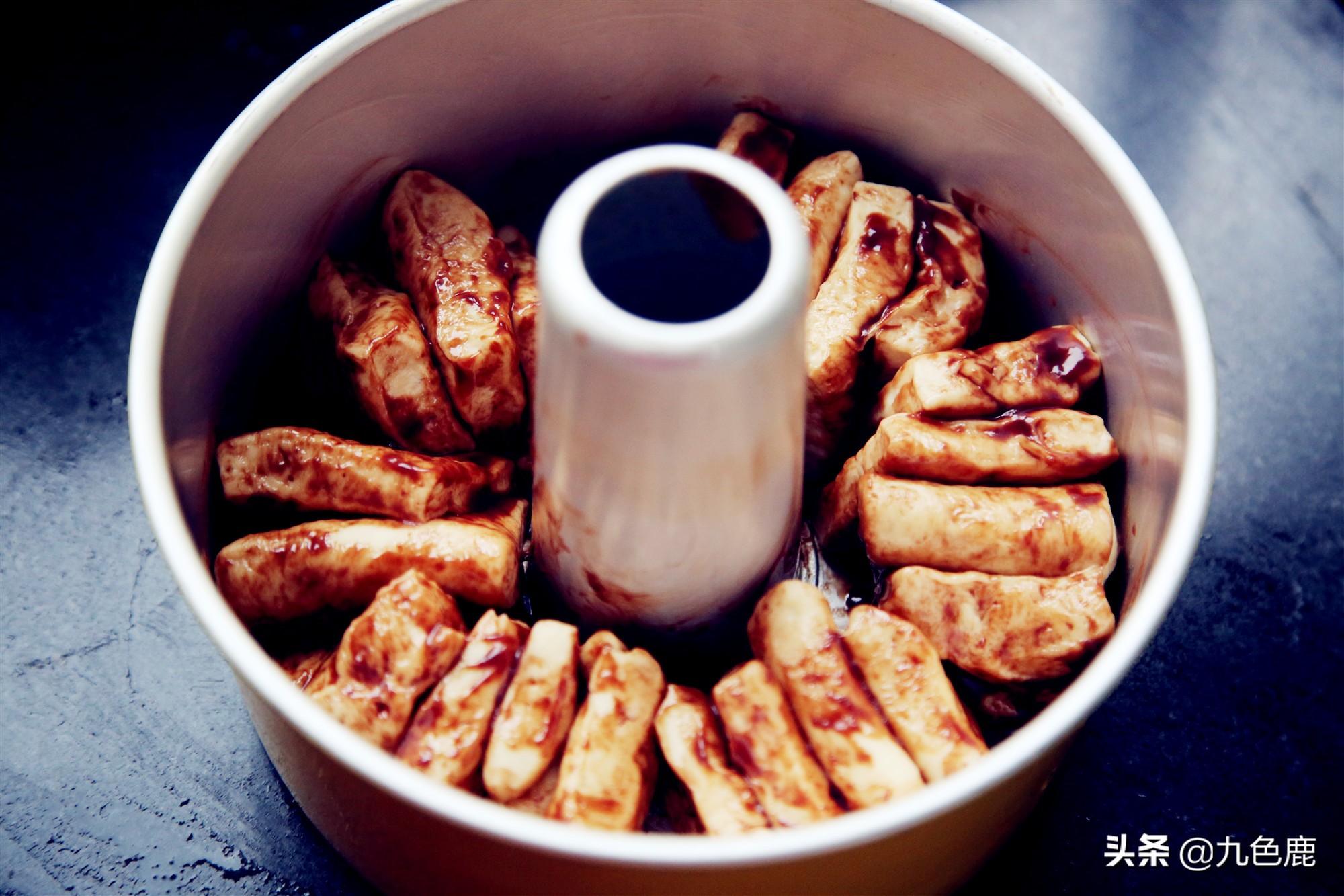 隔夜的面包依旧松软可口的秘诀,面包做好要醒多久烤