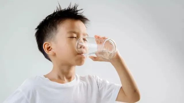 经常便秘别老靠泻药,治便秘不要乱用泻药