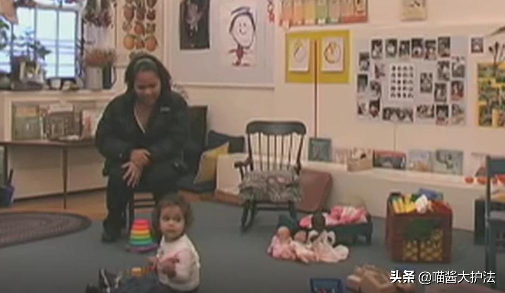 宝宝过分粘妈妈怎么办,宝宝太粘人了寸步不离怎么办