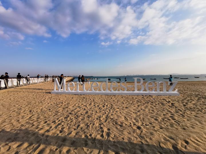 全新梅赛德斯奔驰glbsuv正式上市,梅赛德斯奔驰glbsuv报价