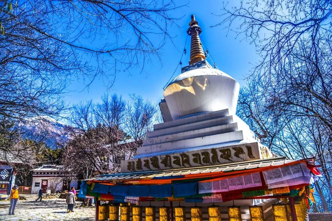 冬日的西藏才是人世间最美的天堂,西藏朝圣路上的美景