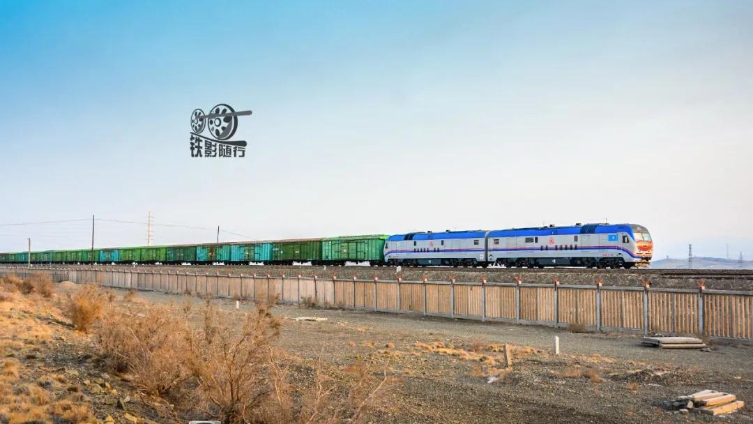 铁影｜走向中亚
