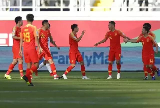 国足万万没想到,昨晚国足比赛谁赢了