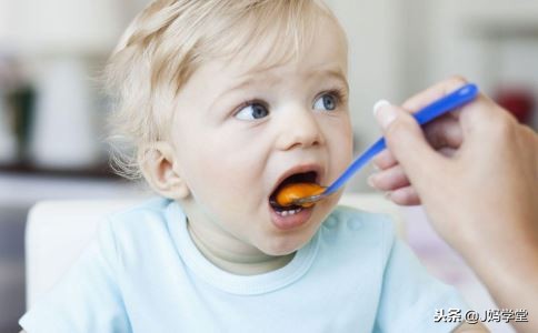 两岁多宝宝每天饮食吃什么,两岁半的宝宝吃什么才有营养
