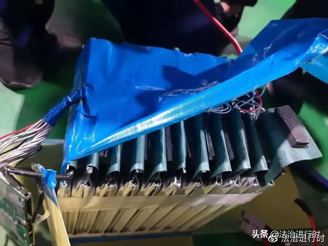 电动自行车电池48v53安违法,电动自行车充电桩乱象调查