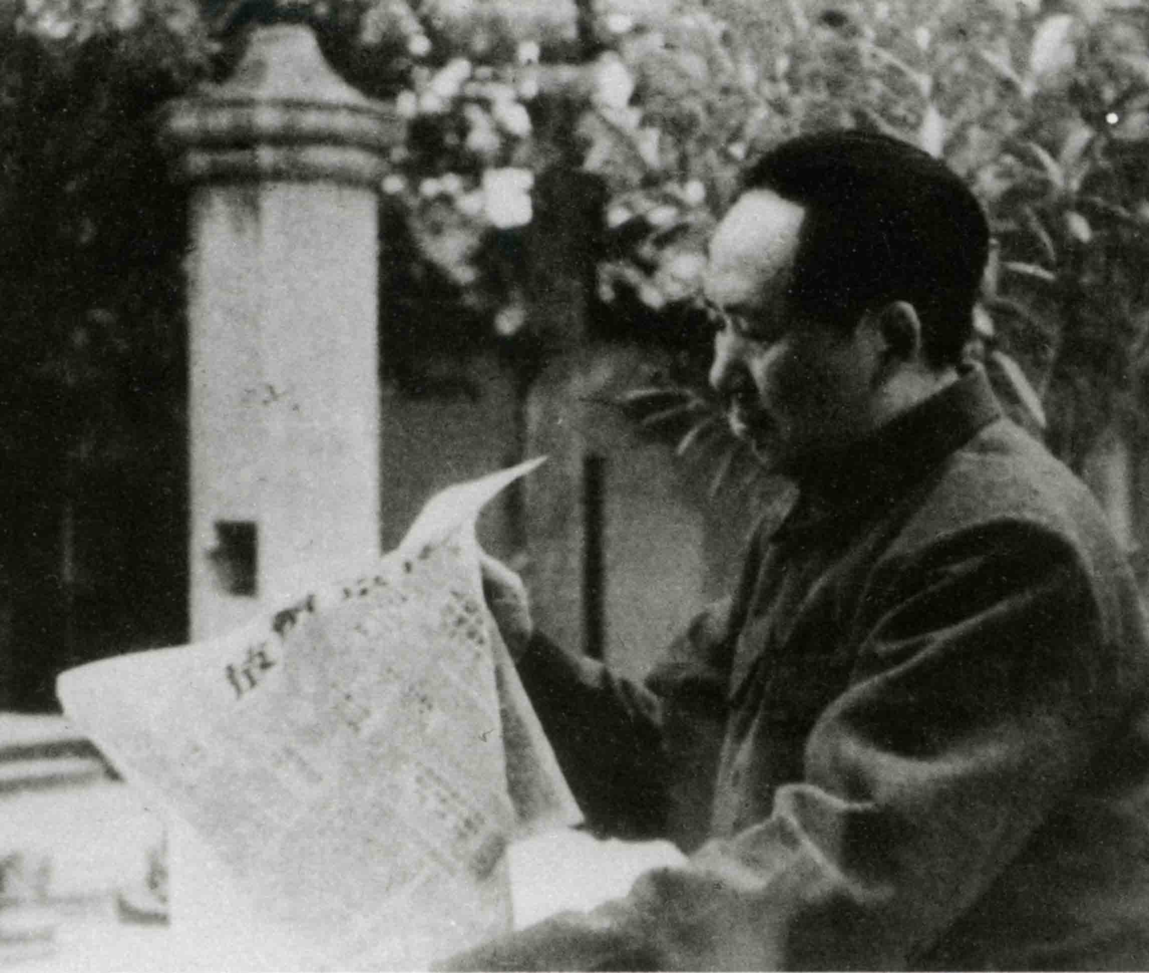 一份老报纸承载一段历史,老报纸封存的历史