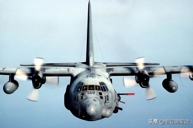 ac130w武装攻击机,空中炮艇ac-130攻击机